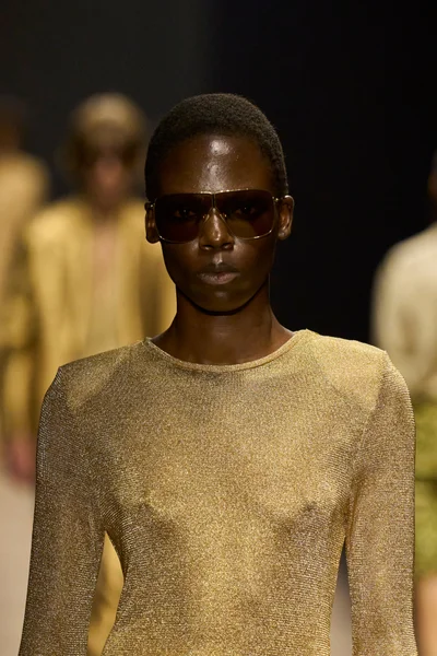 Look 130